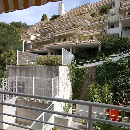 Lets Holidays 2 With Parking *