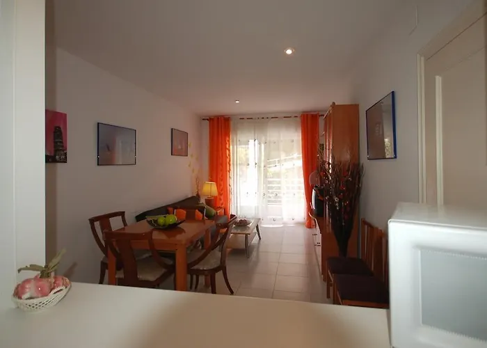 Lets Holidays Beach Apartment 2 Rooms With Parking Appartement Tossa de Mar