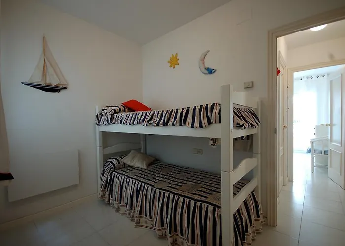 Apartment Lets Holidays 2 With Parking Tossa de Mar